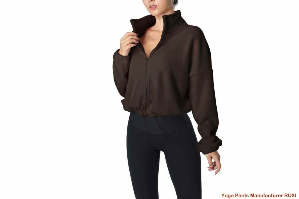 pilki besiplečiantys antblauzdžiai