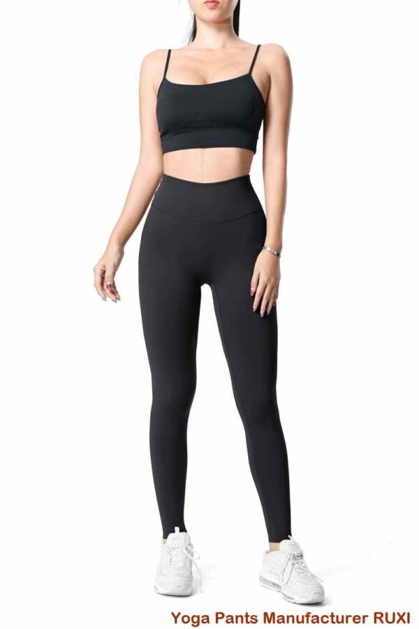 bėgiojanti crop top liemenėlė